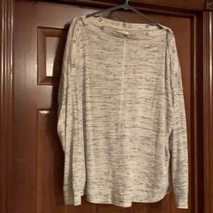 Maurice’s snap top